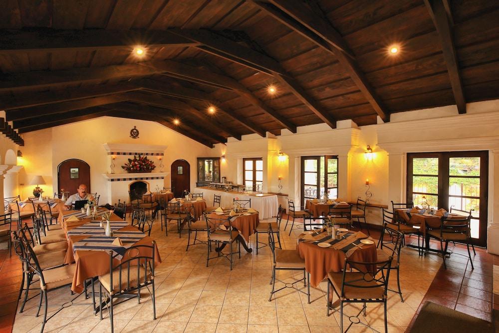 Villa Colonial Antigua Zewnętrze zdjęcie